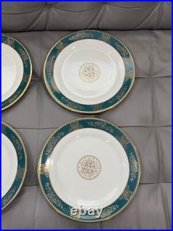 Wedgwood Bone China Agincourt Blue & Gold Porcelain Set of 8 Dinner Plates Wedgwood Bone China Agincourt Blue & Gold Porcelain Set of 8 Dinner Plates
