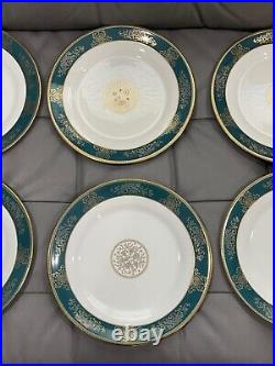 Wedgwood Bone China Agincourt Blue & Gold Porcelain Set of 8 Dinner Plates Wedgwood Bone China Agincourt Blue & Gold Porcelain Set of 8 Dinner Plates
