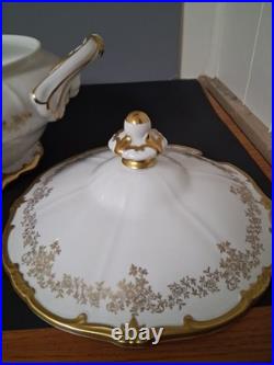 Weimar Porcelain Katharina 14051 Soup Tureen