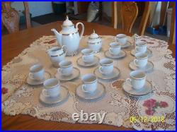 Winterling Bavaria Kirchenlamitz Porcelain China 25 Piece Tea Set Scroll Gold