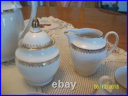 Winterling Bavaria Kirchenlamitz Porcelain China 25 Piece Tea Set Scroll Gold