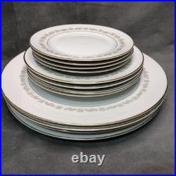 YAMAKA China 4Place Dinnerware Set Anniversary 1560 Japan 2pcGravy & Serving Bwl