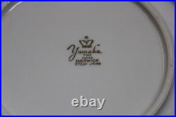 Yamaka Harwick 89 Piece Porcelain Fine China Set Black/Gold Accent 12 Servings